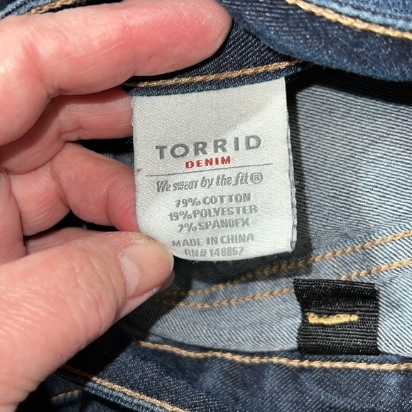 Torrid dark wash lightweight. Straight leg denim jeans. Size 24. EUC. - Picture 6 of 7